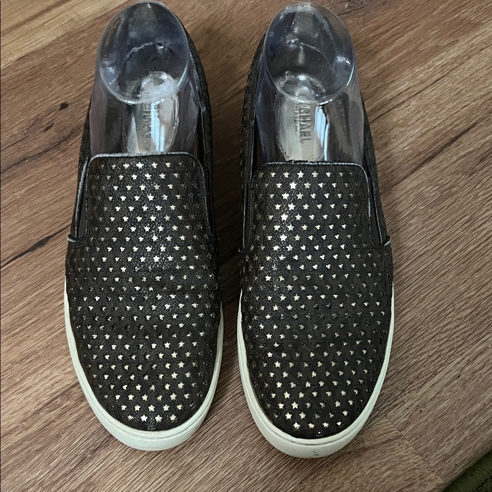 Michael Michael Kors slip on laser cut shoes, brown/gold stars   Size 8